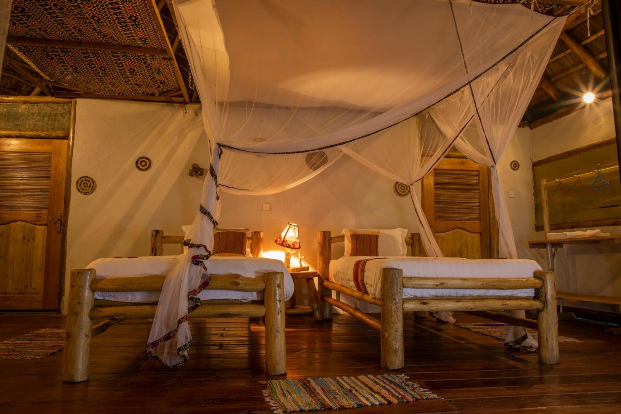 Embogo Safari Lodges Katoke Exteriér fotografie